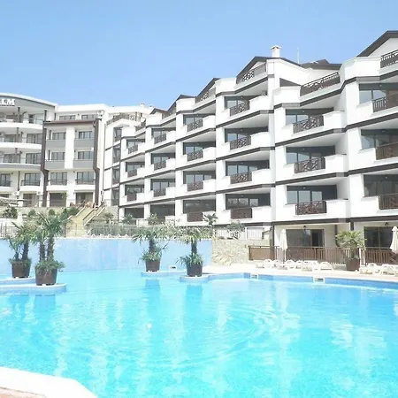 Royal Palm Apartahotel 2*